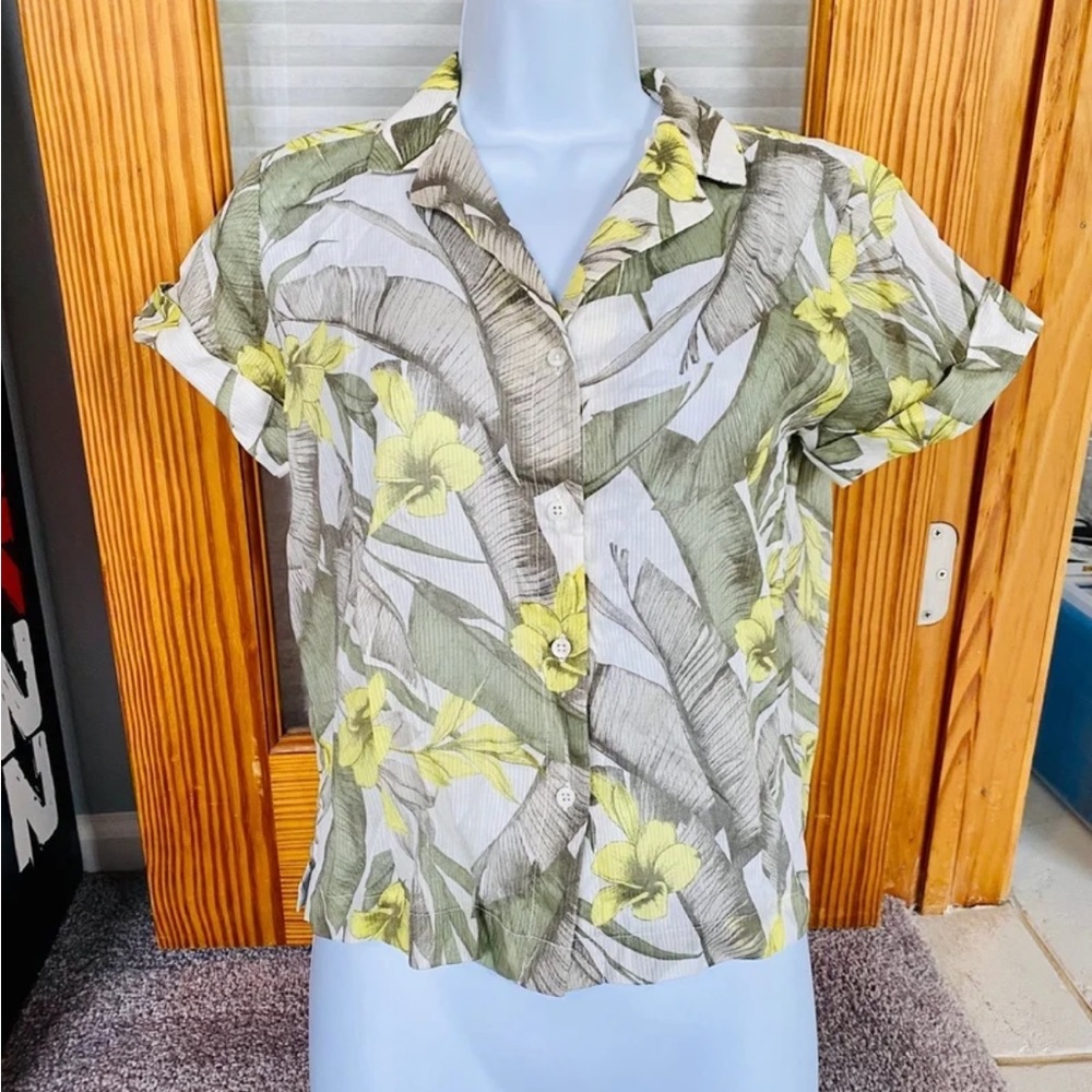 Banana Republic T-shirt